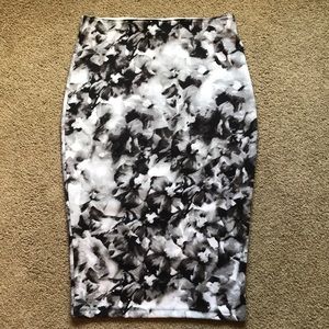 Apt 9 Black Floral Stretchy Pencil Skirt M